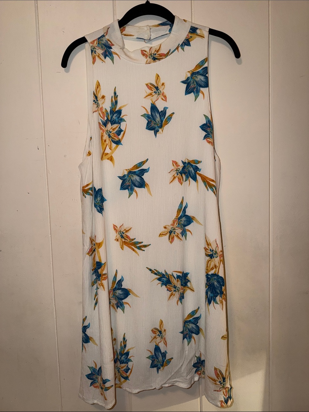 mahina Sleeveless, High Neck White Floral Shift Dress
